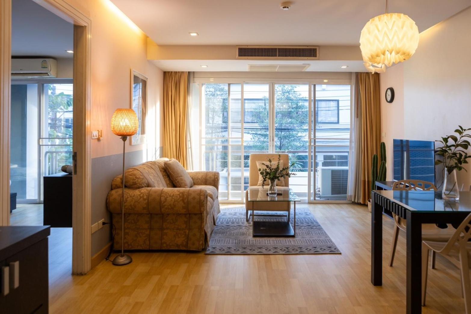 P Villa Lamoon Thonglor Bangkok Exteriör bild