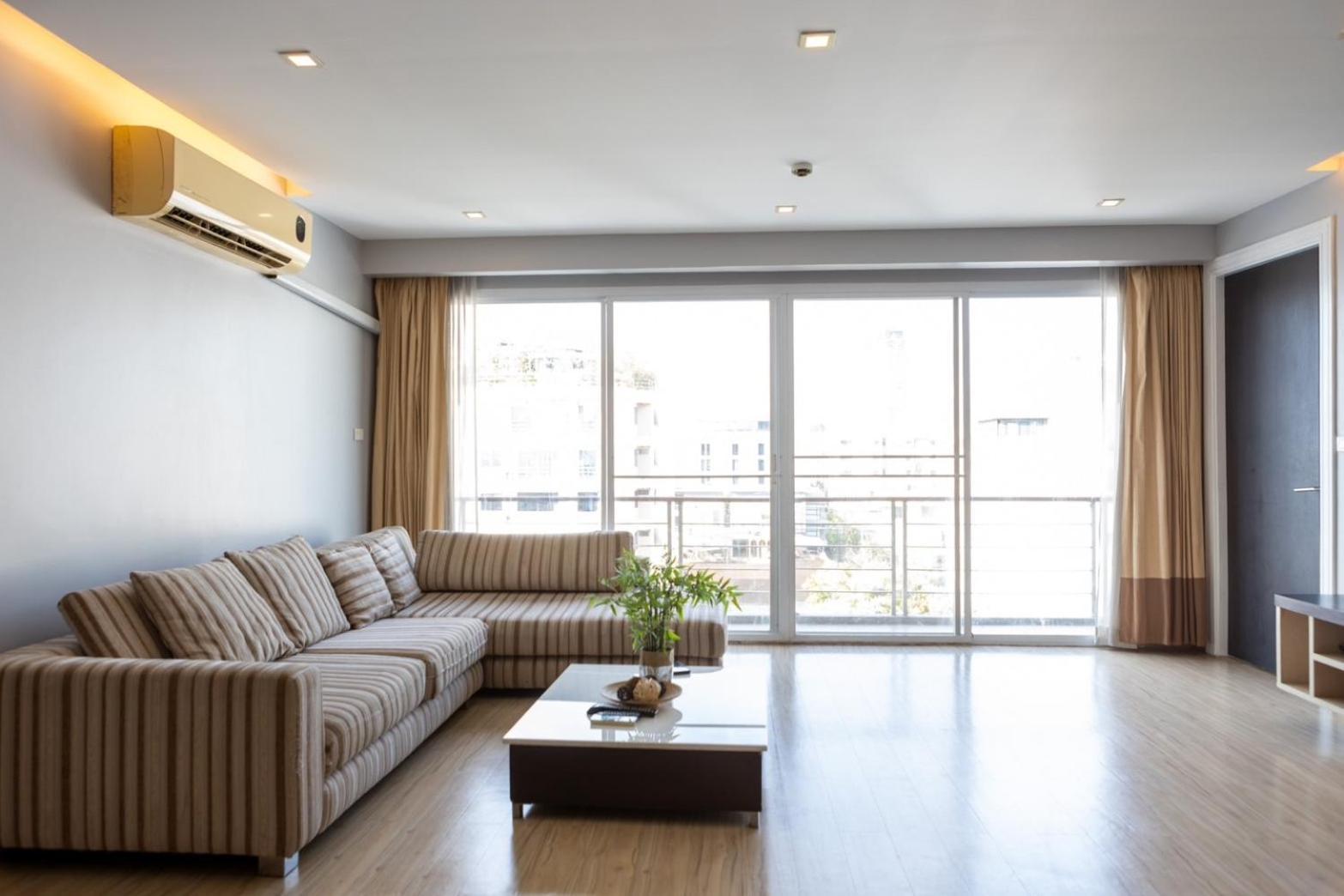 P Villa Lamoon Thonglor Bangkok Exteriör bild
