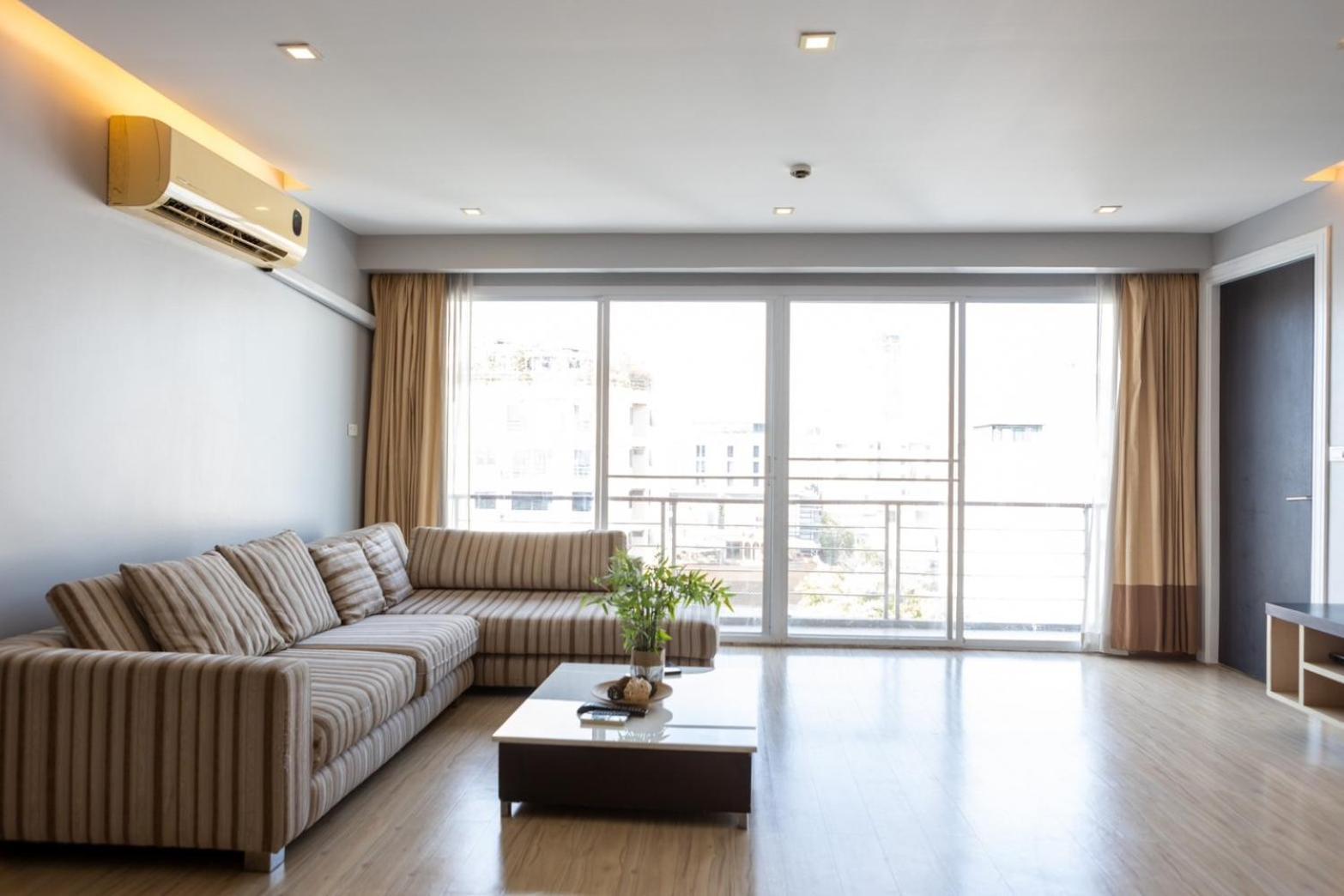 P Villa Lamoon Thonglor Bangkok Exteriör bild