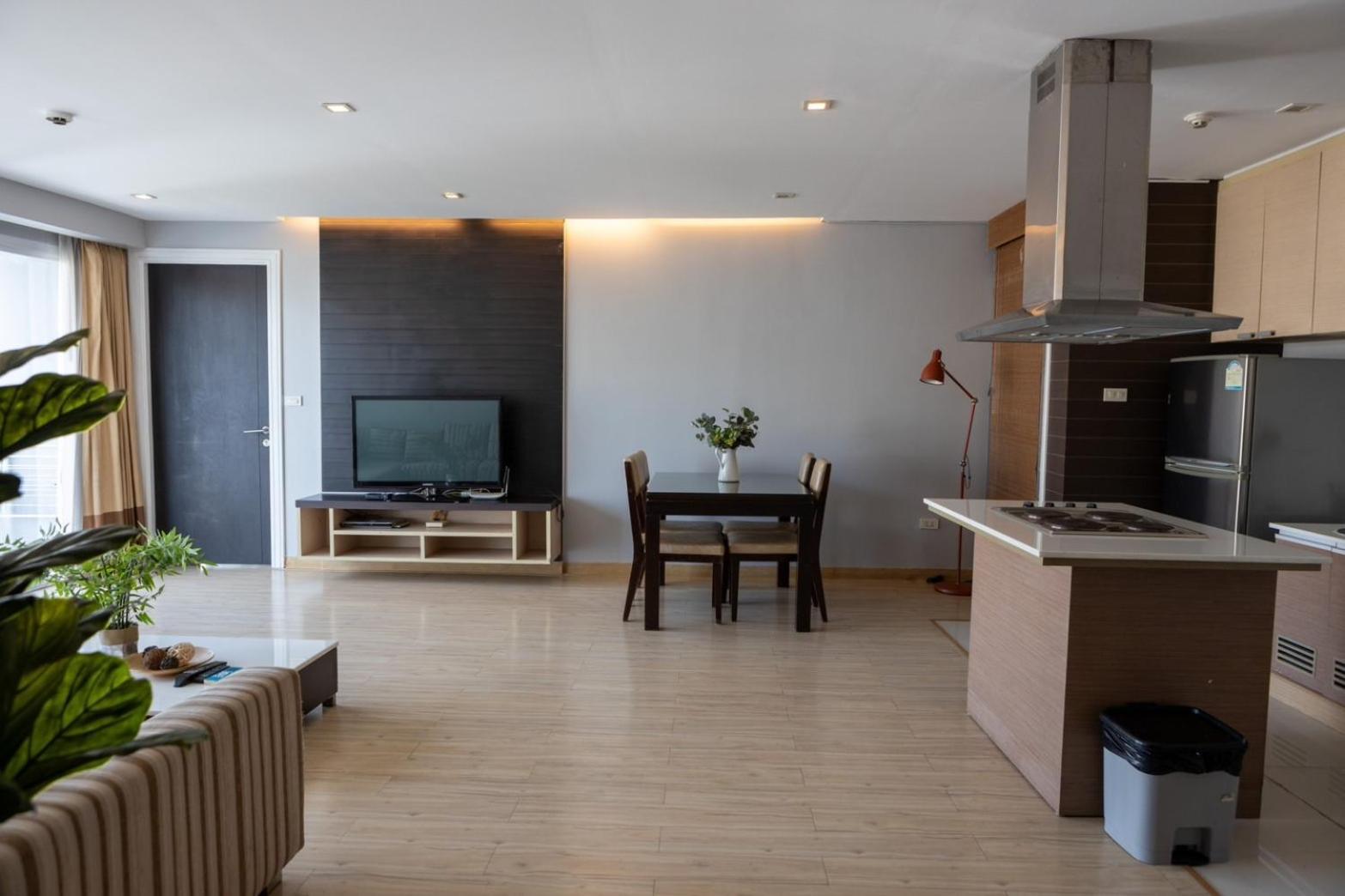 P Villa Lamoon Thonglor Bangkok Exteriör bild